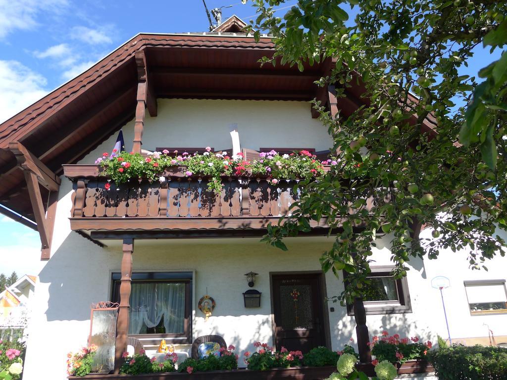 Ferienwohnung Kusternik Velden am Woerthersee Exterior photo