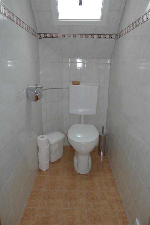 Ferienwohnung Kusternik Velden am Woerthersee Room photo